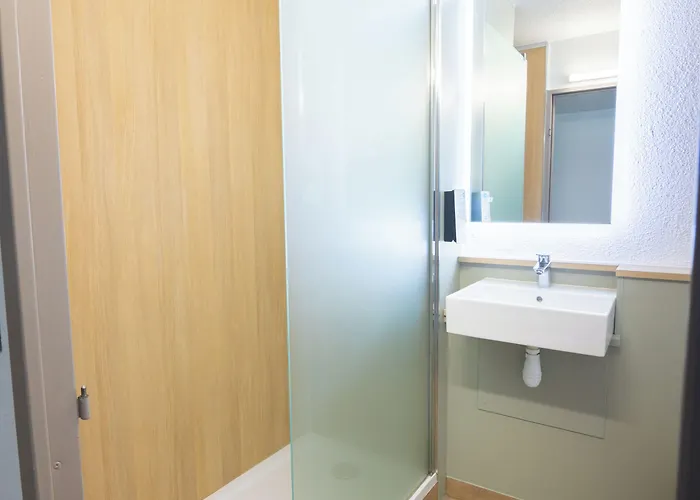 Hotel Kyriad Direct - Les Valence