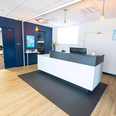 Hotel Kyriad Direct - Les Valence