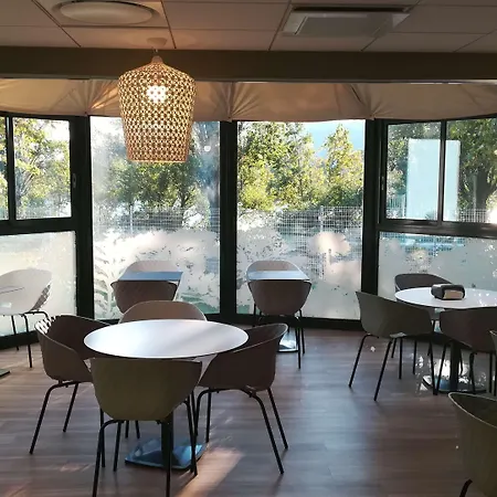 Kyriad Direct - Les Valence Hotel Bourg-lès-Valence