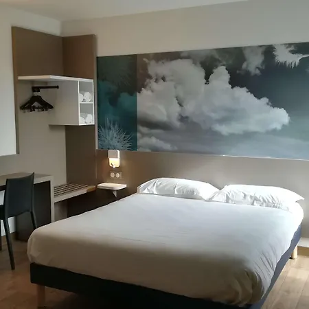Hotel Kyriad Direct - Les Valence