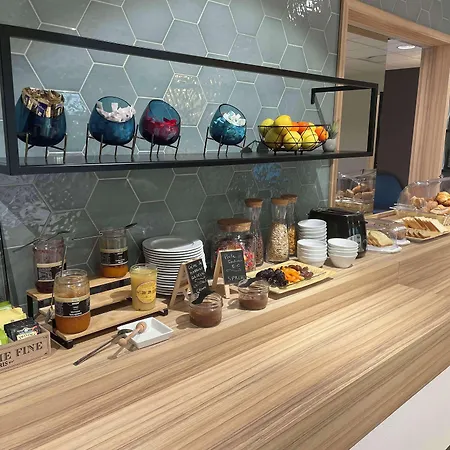Kyriad Direct - Les Valence Hotel Bourg-lès-Valence