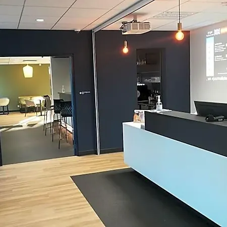 Kyriad Direct - Les Valence Hotel Bourg-lès-Valence