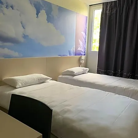 Hotel Kyriad Direct - Les Valence
