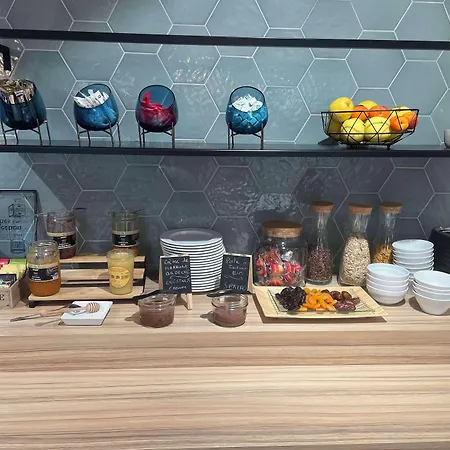 Hotel Kyriad Direct - Les Valence